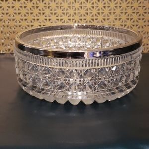 VINTAGE CUT GLASS SERVING BOWL